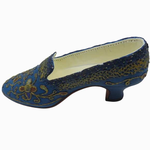 Vintage Hat Purse and Shoe 13 MINIATURE LADY Collectible Figurines - Picture 8 of 10